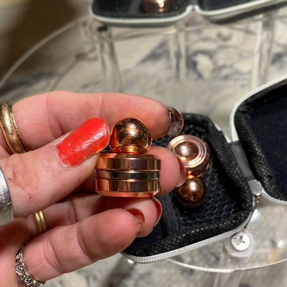 Premium Metal Fidget! With premium gears and Case! Adults! Kids! Desk! Pocket 🔥 - Picture 1 of 6